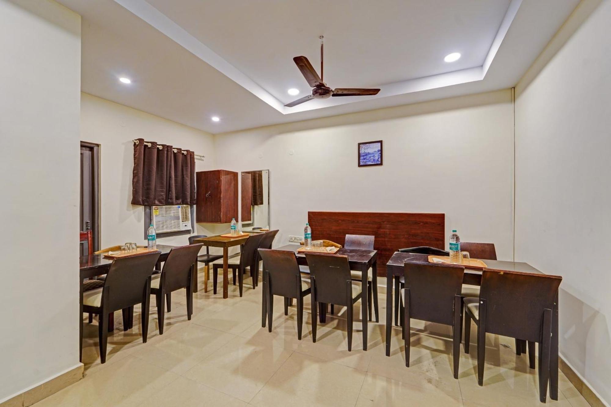 Super Townhouse G Silver Hotels Mount Road Chennai Extérieur photo