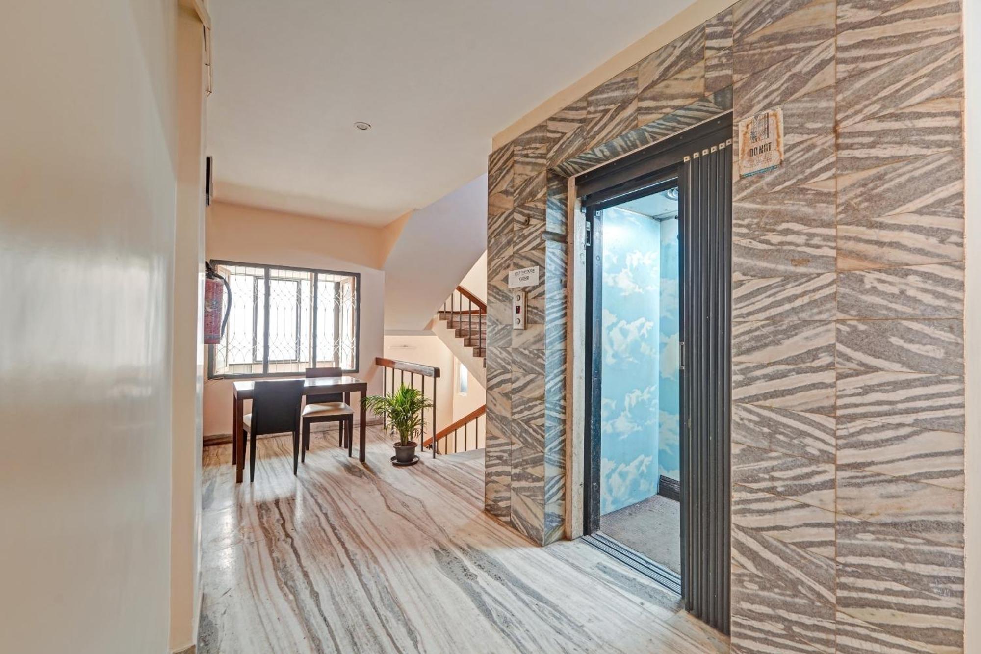 Super Townhouse G Silver Hotels Mount Road Chennai Extérieur photo