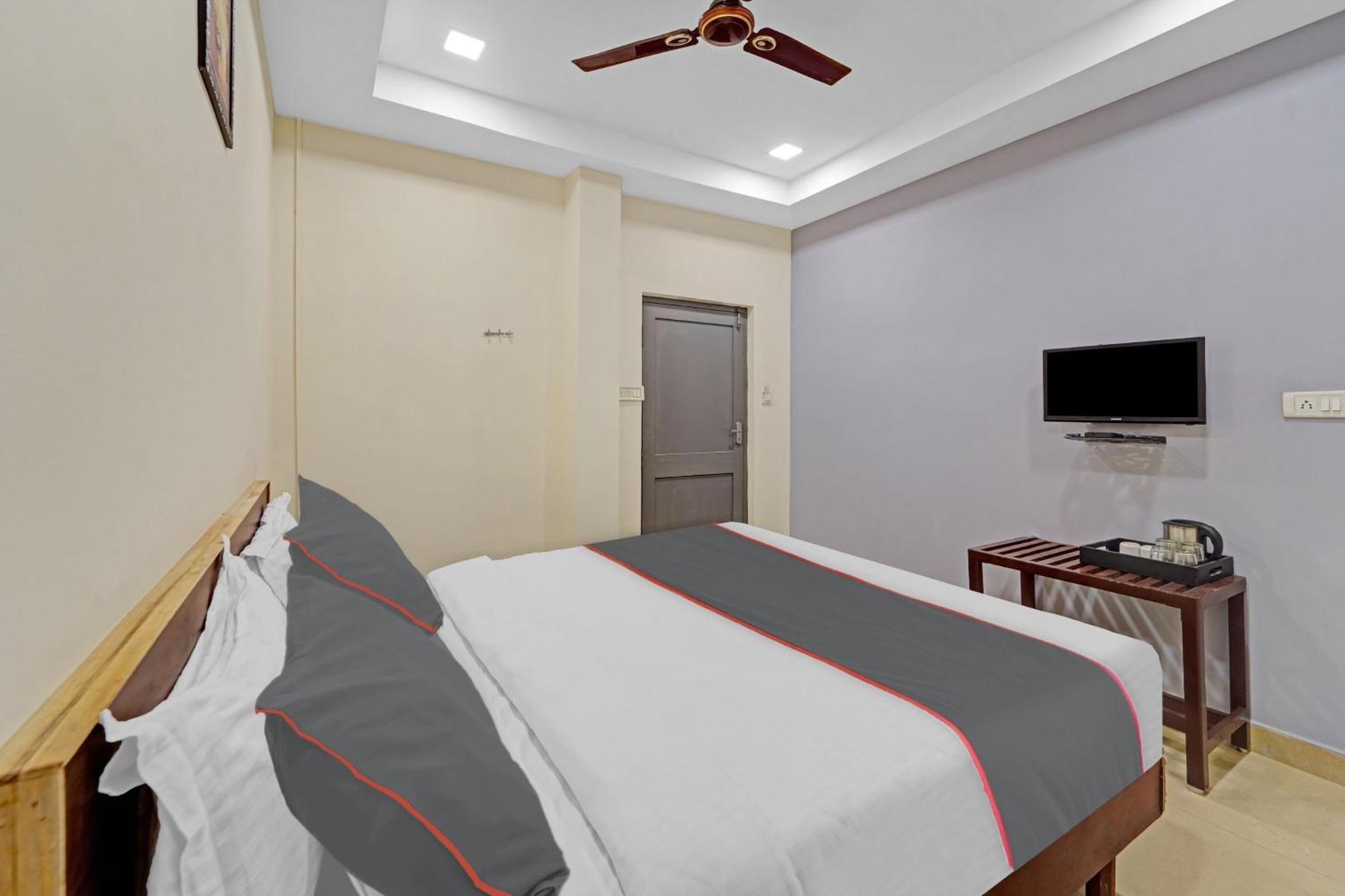 Super Townhouse G Silver Hotels Mount Road Chennai Extérieur photo