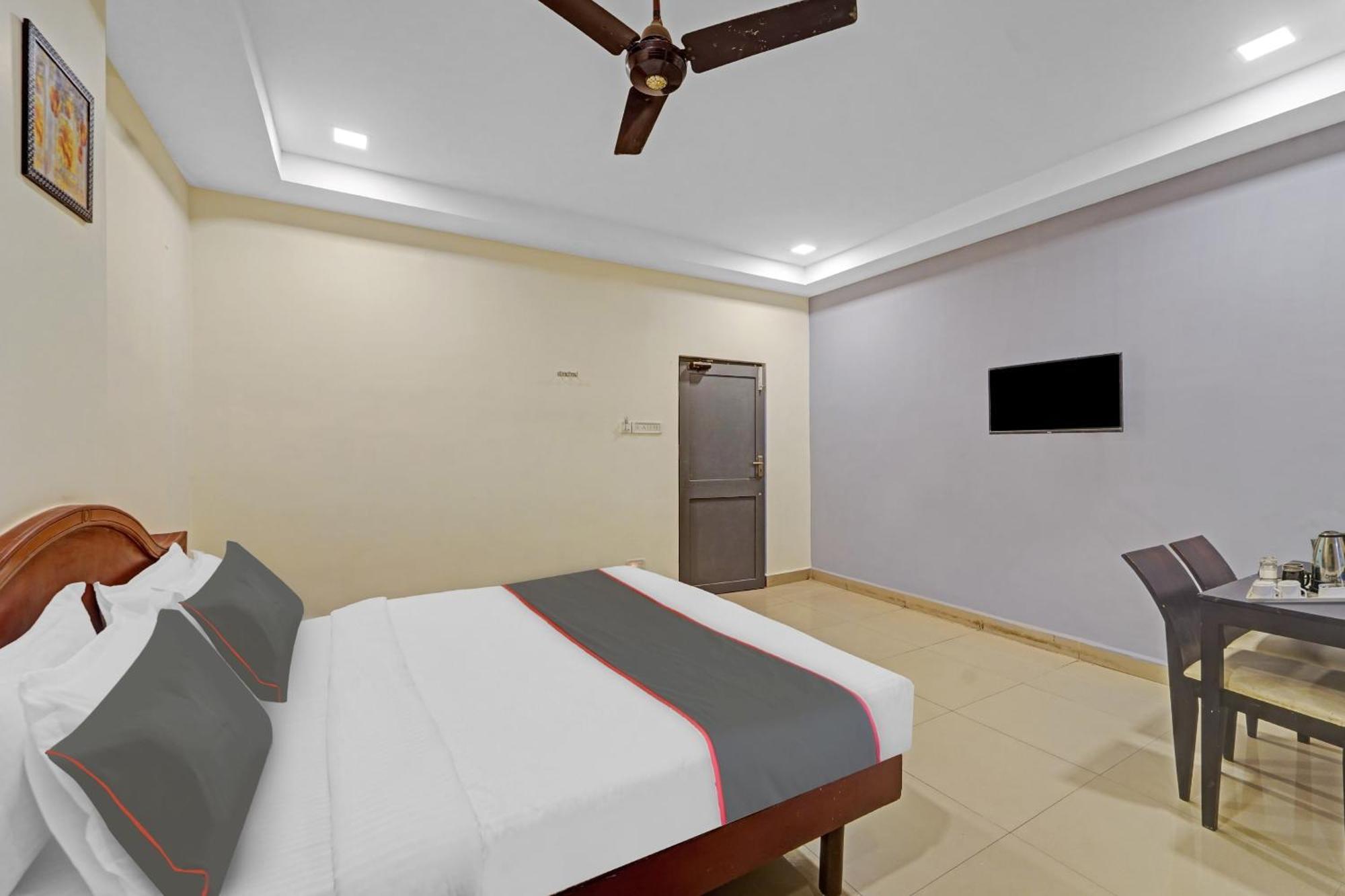 Super Townhouse G Silver Hotels Mount Road Chennai Extérieur photo