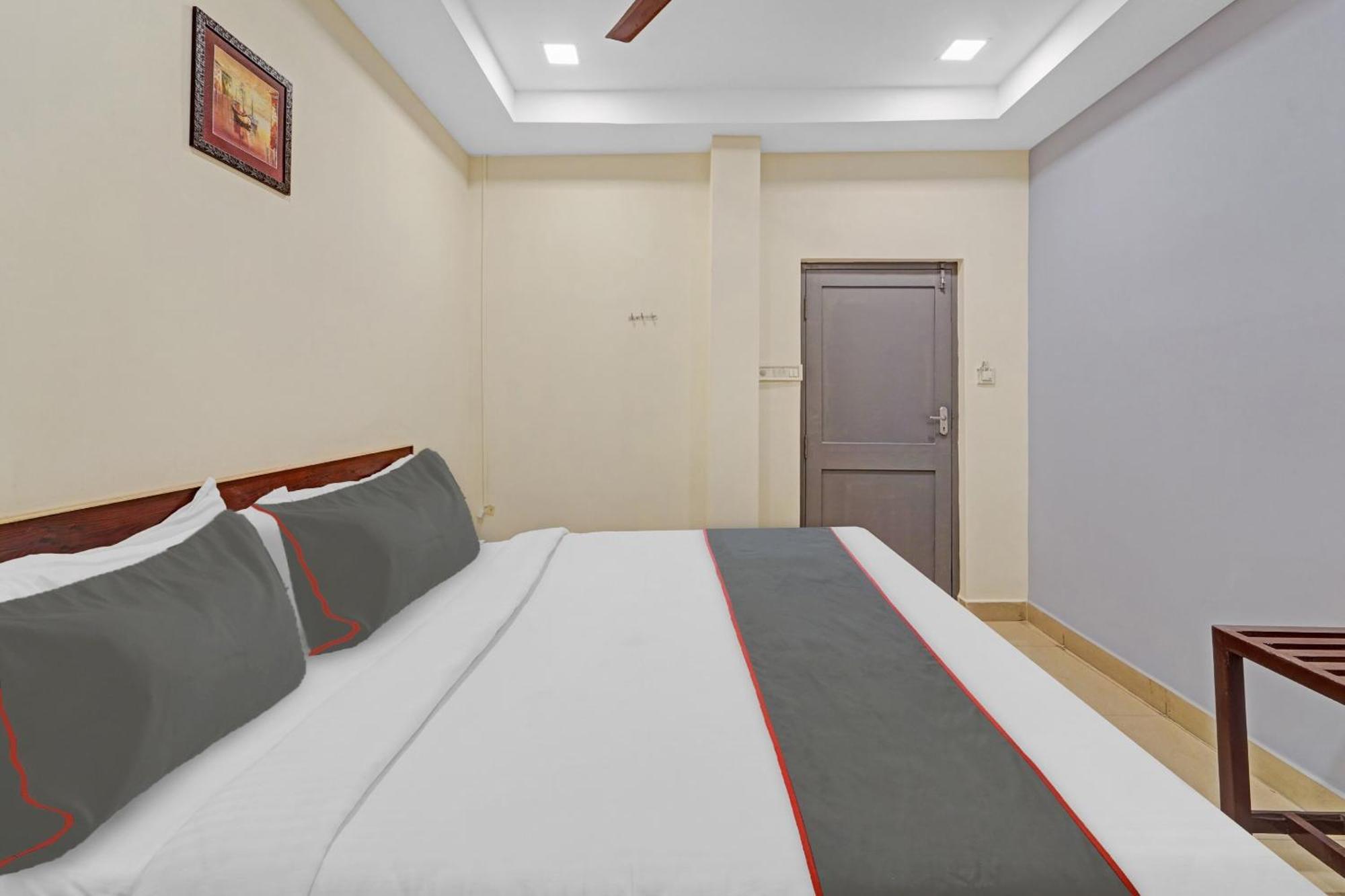 Super Townhouse G Silver Hotels Mount Road Chennai Extérieur photo